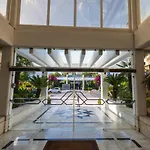 Beachfront Luxury Appartment, Playas Del Duque, Puerto Banus, Marbella