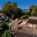 Villa Ana
