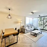 Newly Renovated Apartment In The Center Of Marbella - Eaw Homes