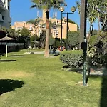 2Br, 1Bth Flat Near Puerto Banus