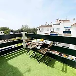 2Br, 1Bth Flat Near Puerto Banus