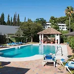 Vacation Marbella Apartment I Nueva Andalucia Golf Getaway