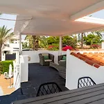 Villa Emma By The Sea With Private Pool