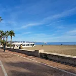 Paradis Au Bord De Mer