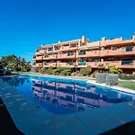 Marbella Retreat: Private Pool & Frontline Golf