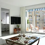 Polo Apartaments 5E Jacaranda
