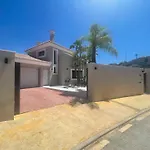 Ultimate Luxury Dream Villa With 7 Bedrooms, Gym, Spa And Infinity Pool