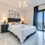 Spacious 6 Bdrm Villa - Golf Lover\'S Paradise