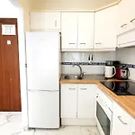 Skol 424 Stunning One-Bedroom Apartment With Sea Views