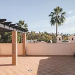 Penthouse Rooftop Terrace 3Bed Pool Family Only