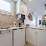 Sea Front Beach House Micaela G