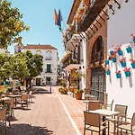 Apartamento En Marbella Guadalmina Primera Linea De Campo De Golf Los Cartujanos