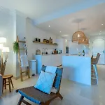 Casa Joy Elviria, Ibiza Style Apartment With 70 Sqm Terrace