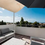 Cozy Holiday Home At The Beach In Costabella, Marbella