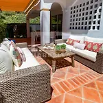 Amplio Apartamento Planta Jardin Nagueles