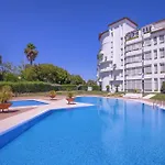 Apartamento De 2 Dormitorios En Las Gaviotas - Puerto Banus