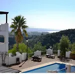 Casa De Taveli