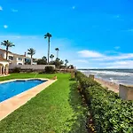 1100 Marbella Beachfront First Line