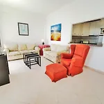 Skol 335. Fantastic Beachfront Apartment Facing South.