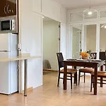 Beachfront 1Br Apartment In Center Of Marbella!