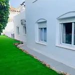 Increible Bajo Con Jardin Y Piscina - Puerto Banus