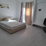 Private Suites In Huge Penthouse 1St Line Puerto Banus, Incredible Views, Jacuzzis