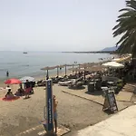 Front Line Apartment Marbella - 2 Bedroom & 2 Bathrooms