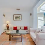 Villa By The Beach 5 Bedrooms