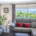 Spacious 10Guest Villa In Puerto Banus With Pool