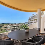 Ocean Views Apartm Next To Banus