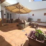 Townhouse In Marbella - Walking Distance To Puerto Banus