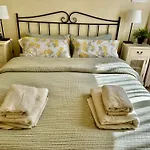 Lovely Elviria Apartment 200M From The Beach