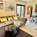 Lovely Elviria Apartment 200M From The Beach