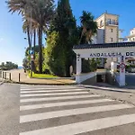 Soleado Atico Frente Al Mar En Puerto Banus