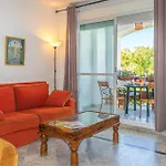 Lovely Apartment In Marbella With Kitchenette