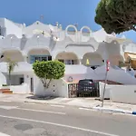 Adosado Con Solarium, Bbq Y Piscina En Las Chapas - Jade 213