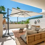 Stayatsas Luxe App Vlakbij Strand, 80 M2 Terras, Grote Zwembaden Marbella