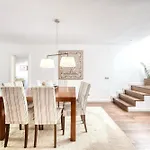 1102 Villa with pool ,lounge, BBQ ,direkt in Marbella