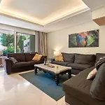 Family Exclusiv Townhouse Puerto Banus