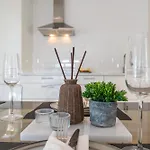 Modern 3 Bdrm Apt With Sea Views & Pool Newly Renovated