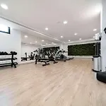 Casa Sol Luxury Rooftop Penthouse Gym Spa Pools