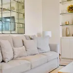 Luxury Penthouse With Sea Views In Marbella Golden Mile, Puente Romano Area