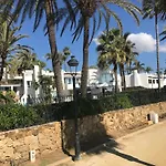 Matda Villa Beachfront Puente Romano - Marbella