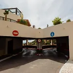 Moderno apartamento vacacional con increbles vistas al mar con spa y gimnasio