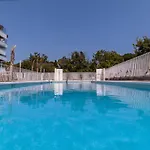 Bellamar Luxury Apartment In Marbella With Amenities