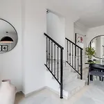 Molo Residences Boutique Apartments & Spa
