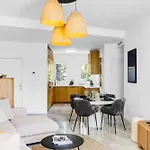 Marbella Real - Newly Reformed Apartment