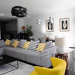 Luxurious 2 Bedroom Townhouse In Sierra Blanca