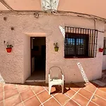 Apartamento Con Cocina Americana En Marbella Elvira
