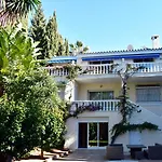 Villa Maxine